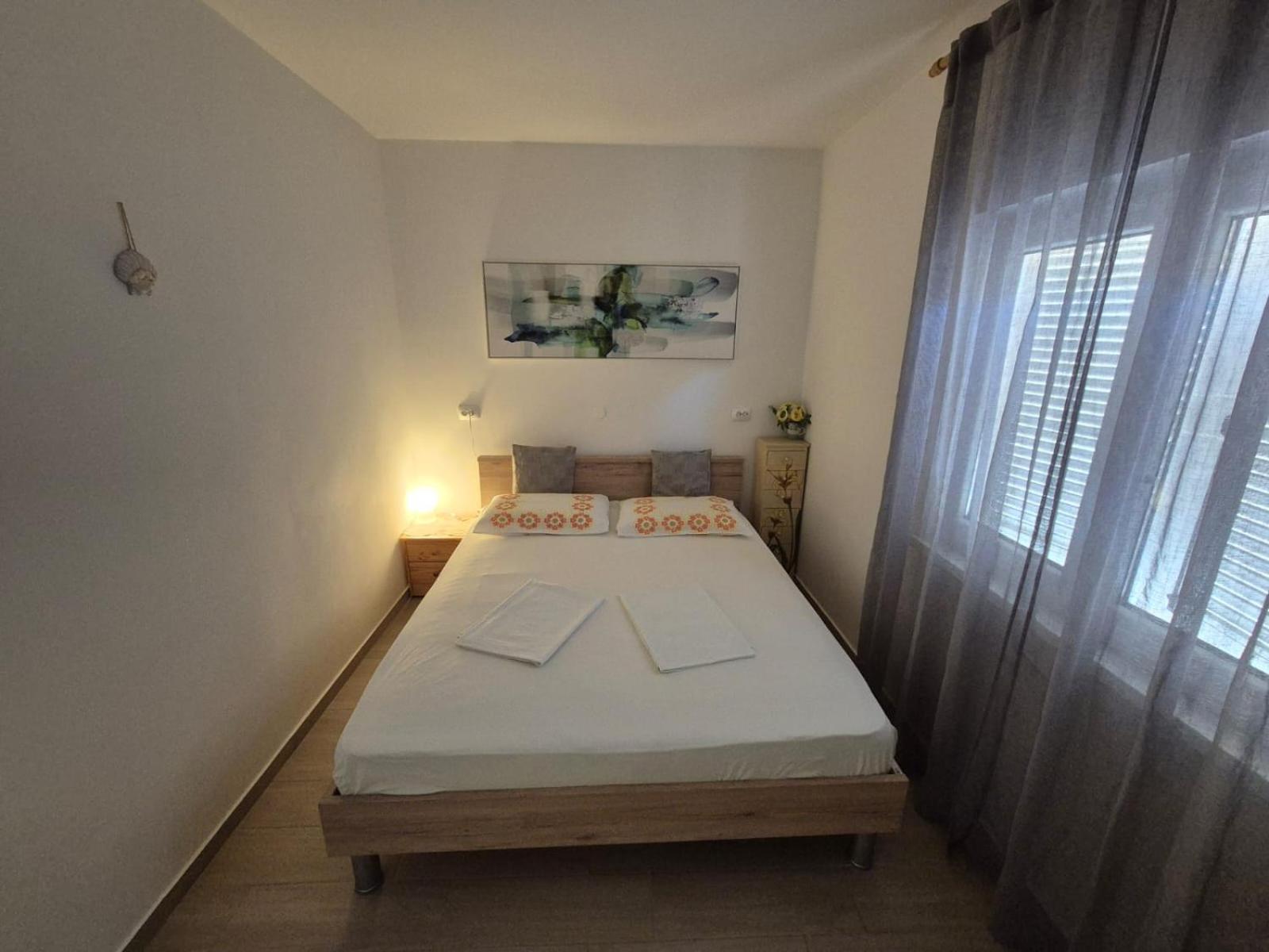 Apartman Davorka Karlobag Buitenkant foto